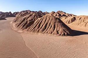 Clear Blue Sky Viewpoint Drucke: Scenic view of the Devil's Desert in Salta