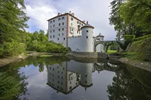 Drucke von Schneeberg Schloss (Grad Sneznik), Loska Dolina, Slowenien Schneeberg Schloss (Grad Snenik), Loka Dolina, Slowenien Schloss Drucke: Schloss Schneeberg (Grad Sneznik)