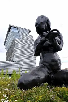 Drucke von Skulptur 'Mutter' von Tracey Emin vor dem neuen Munch Museum, Oslo, Norwegen Edvard Munch Drucke: Skulptur 'Mutter' von Tracey Emin vor dem neuen Munch Museum.