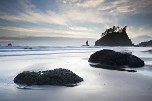 Second Beach Rock Formation Drucke: Sea stack on Second Beach in Olympic National Park