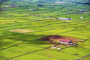 Green Agricultural Landscapes Drucke: Serra do Cume Viewpoint overlooking the patchwork