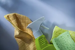 Graffiti Painting Art Drucke: Set of cleaning items on white background