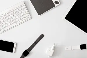 Communication Tools Drucke: Set various digital devices