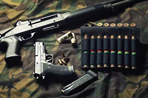 Special Unit Weapons Drucke: Set of weapons of a fighter of a special unit
