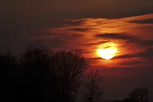 Central European Evening Light Drucke: Setting Sun, Germany