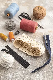 Thimbles For Sewing Drucke: Sewing accessories: scissors, thread
