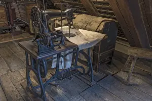 Central Europe Deserted Places Drucke: Sewing machine for flour sacks