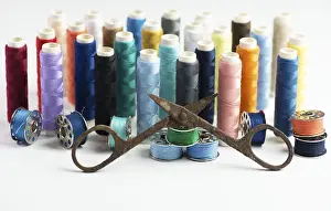 Handicrafts For Women Drucke: Sewing thread tailoring Yarn Sewing for tailoring work