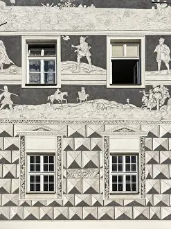 Central Europe Historic Homes Drucke: Detail of sgraffito decoration on facade of the Knights