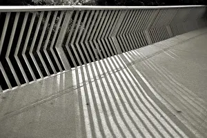 Deserted Radio Station Drucke: Shadow of a Br