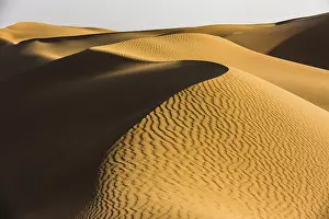 Empty Quarter UAE Drucke: Shapes, structures and patterns