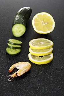 Deserted Tavern Drucke: Shrimp on table