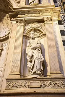 Drucke von Siena, Italien, Statue von Saint Paul von Michelangelo Buonarroti im Dom von Siena Michelangelo Buonarroti Drucke: Siena, Italien, Statue des Heiligen Paulus von Michelangelo Buonarroti im Dom von Siena.
