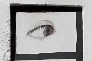 Graffiti Painting Europe Drucke: Single eye, looking forward, graffiti