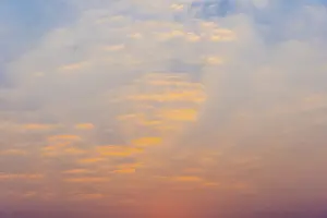 Cloudy Morning Atmosphere Drucke: Sky with small clouds, sunrise