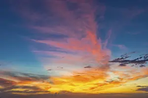 Mellow Lightning Effect Drucke: Sky at sunset, cloud, red, coloured