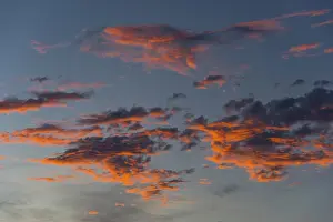 Red Coloured Clouds Drucke: Sky at sunset, cloud, red, coloured