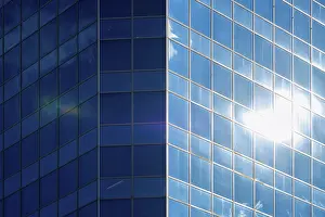 Rotterdam Skyscraper Drucke: Skyscraper building facade close up