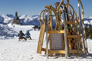Lake Tegernsee Landscape Drucke: Sledging on the Wallberg in Bavaria