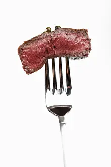 Close Up Steak Drucke: Slice of fillet steak, medium roasted