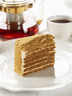 Selective Focus Food Photography Drucke: Slice of layered honey cake selective focus