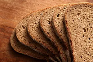 Pastry Structure Drucke: Slices of rye bread