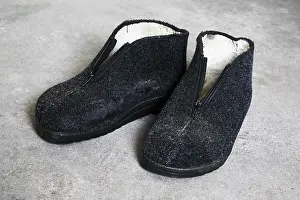 Isolated Studio Photo Drucke: Slippers