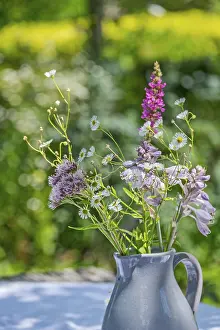 Pastel Colored Flowers Drucke: Small bouquet