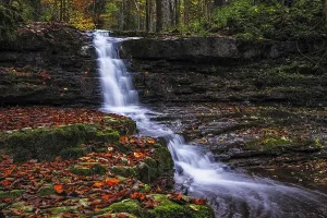 No People Landscape Photography Drucke: Small waterfall on the Kolomanbach