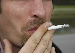 Cigarette Smoking Drucke: Smoking man