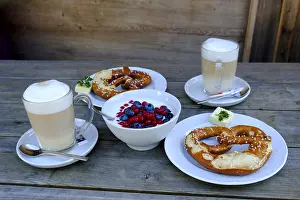 Upper Bavaria Food Photography Drucke: Snack, yoghurt with fresh fruit
