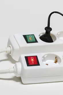 Energy Supply Solutions Drucke: Socket strips for connecting electrical devices