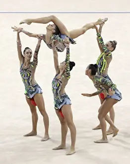 Drucke von Sofia, Bulgarien - 16. September 2018: Team Italien tritt während der Rhythmischen Gymnastik-Weltmeisterschaften 2018 im Gruppenturnier auf Sofia Drucke: Sofia, Bulgarien - 16. September