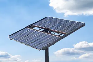 Solar Panel Installation Drucke: Solar module aligned to the sky