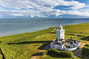 Drucke von South Foreland Leuchtturm aus einem Drohnen, South Foreland in St. Margaret's Bay, Dover, Kent, England, Vereinigtes Königreich South Foreland Leuchtturm aus einer Drohne, South Foreland in St Dover Drucke: South Foreland Leuchtturm aus einem Drohnen.