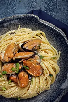 Spaghetti With Mussels Drucke: Spaghetti with mussels, without shell
