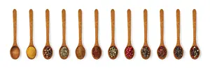 Close Up Spices Drucke: spices on a white background