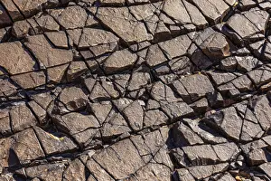 Drucke von Gesteinsplatten aufgeteilt bei den Beehive Tombs, in der Nähe der Stadt Al Ayn, Arabische Halbinsel, Sultanat Oman Oman Kulturerbestätten Drucke: Gesteinsplatten aufgeteilt bei den Beinhausgräbern
