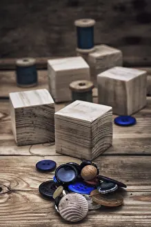 Deserted Sewing Shop Drucke: Spool sewing thread and buttons in vintage style