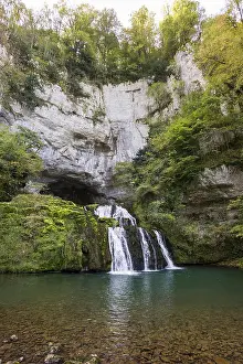 Western Europe Nature Photography Drucke: Spring and waterfall, Source du Lison