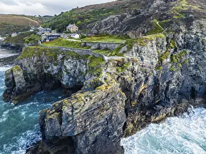 Drucke von St Agnes Beach und Klippen aus einer Drohne, Saint Agnes, Cornwall, England, Vereinigtes Königreich St. Agnes Drucke: St Agnes Beach und Klippen aus einem Drohnen.