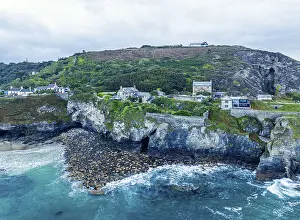 Uninhabited Coastal Landscape Photo Drucke: St Agnes Beach and cliffs from a drone