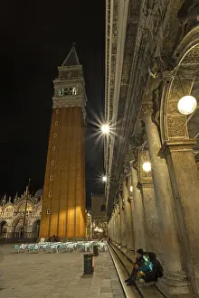 Southern Europe Night Shot Drucke: St Mark's Campanile at night