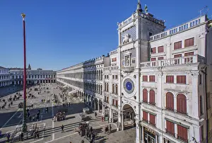 Historic City Center Venice Drucke: St Mark's Square with the Procuraties