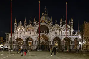 Venice Night Photography Drucke: St. Mark's Square in front of St