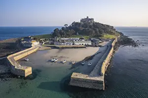 St Michaels Mount Drone View Drucke: St Michaels Mount from a drone