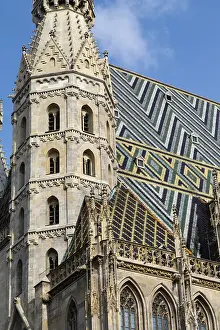 Historic City Centre Austria Drucke: St. Stephen's Cathedral with ornately patterned