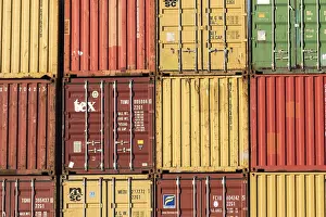 European Freight Terminal Drucke: Stack of containers in yellow, red