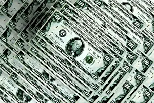 US Dollar Note Design Drucke: A stack of US dollar bills symbolizing wealth and financial transactions