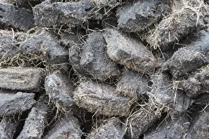 Deserted Scottish Landscapes Drucke: Stack of extracted peat from the Scottish Highland moors